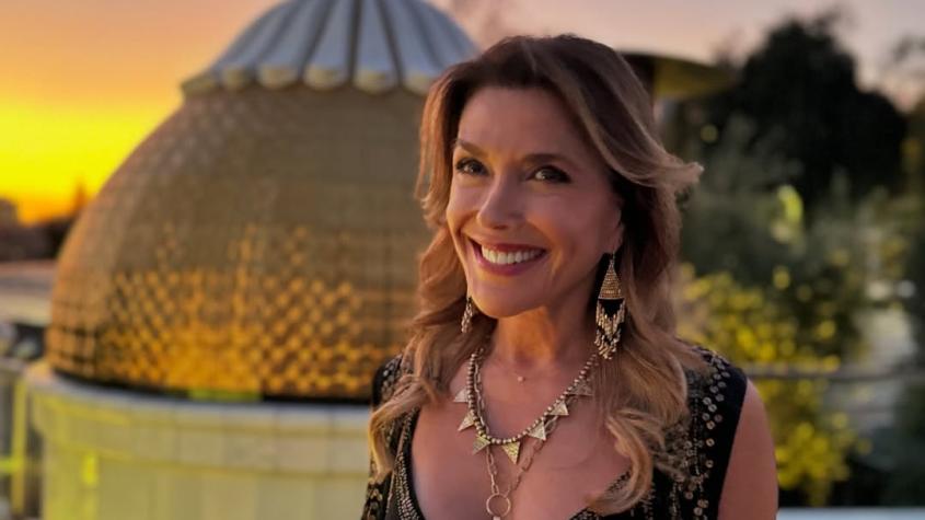 Carolina Arregui se llena de halagos tras posar en bikini junto a sus hijas: "Parecen hermanas"