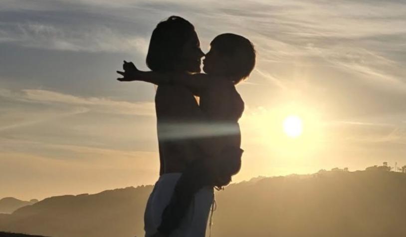 Exchica “Rojo” conmueve al recordar a su hijo fallecido hace seis meses en trágico accidente