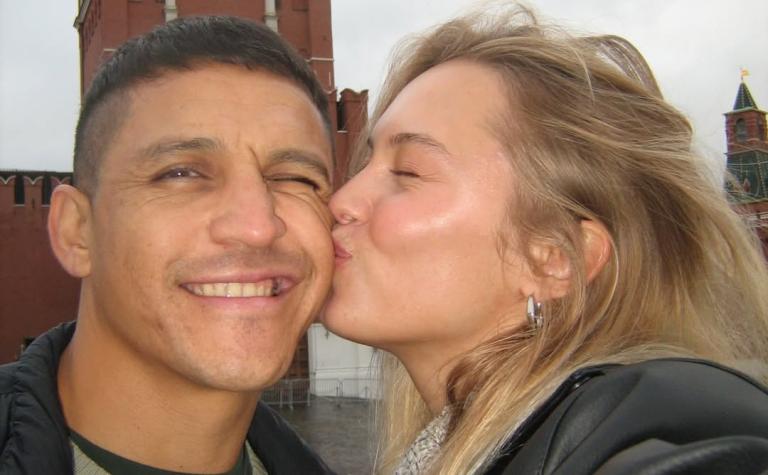 Alexis Sánchez y Alexandra Litvinova- Instagram