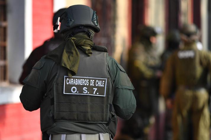 Carabineros | Agencia Uno