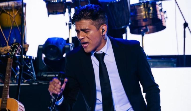 Imagen de Américo en Ecuador genera revuelo en redes sociales: "Está destrozado"