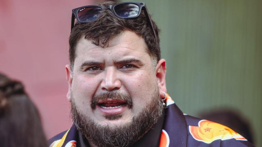 "Me dejaron con el plato pagado": Otakin expone a los rostros del espectáculo que no asistieron a su boda