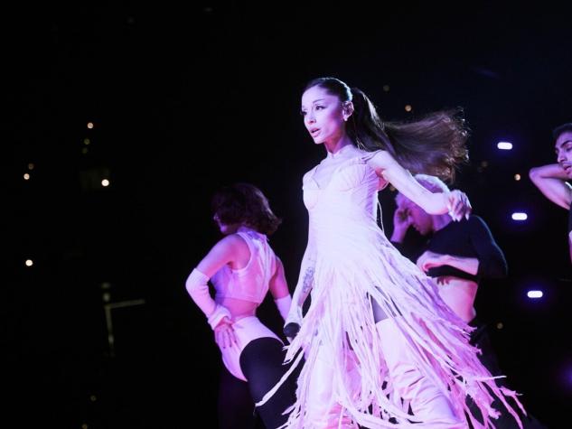 Instagram @arianagrande