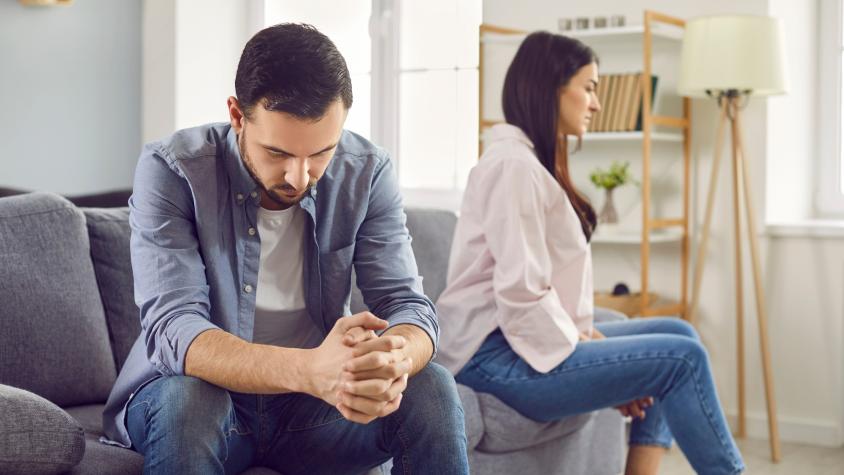 ¿Por qué cada vez más parejas deciden separarse después de 20 años juntos? Psicóloga explica las razones