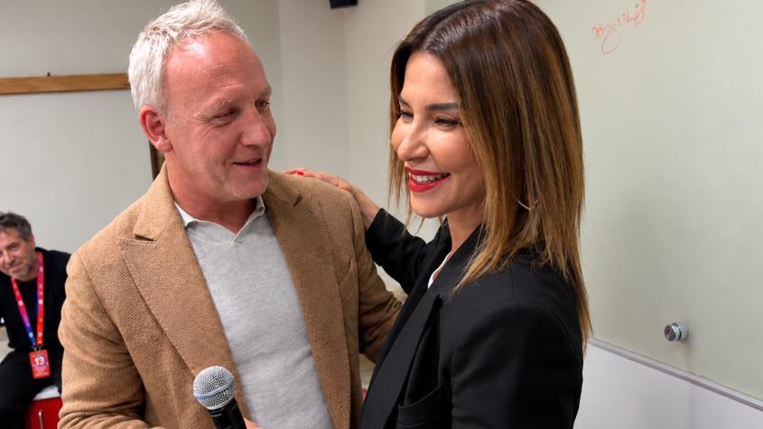 El beso de buena suerte de Pancha Merino a Martín Cárcamo en la previa de Vértigo