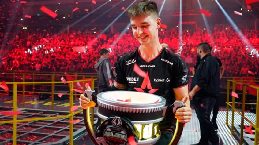 dev1ce abandonó Astralis y sacude la escena de CS:GO