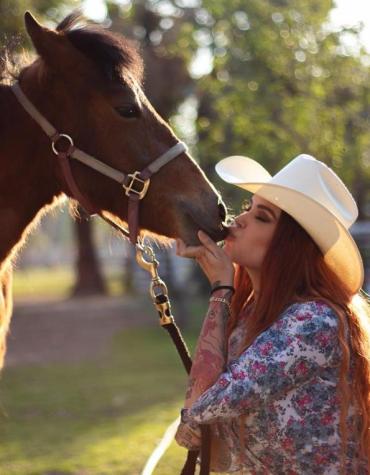 Murió a los 31 años Elena Larrea, activista por los derechos de los animales