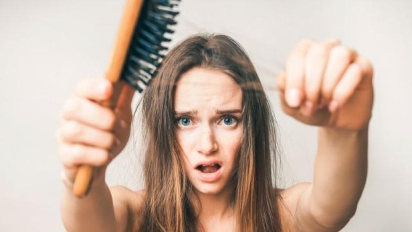 Caída de pelo en mujeres: causas y tratamientos para frenarlo