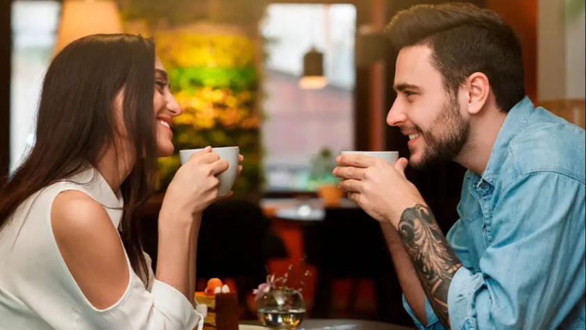 ¿Truco del triángulo para coquetear?: Conoce esta nueva tendencia que se hizo viral en Tiktok