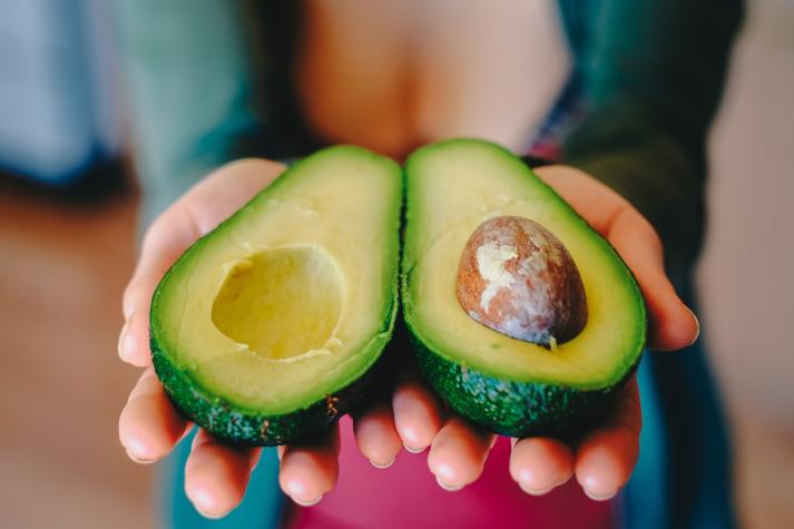 5 beneficios que tiene el cuesco de palta