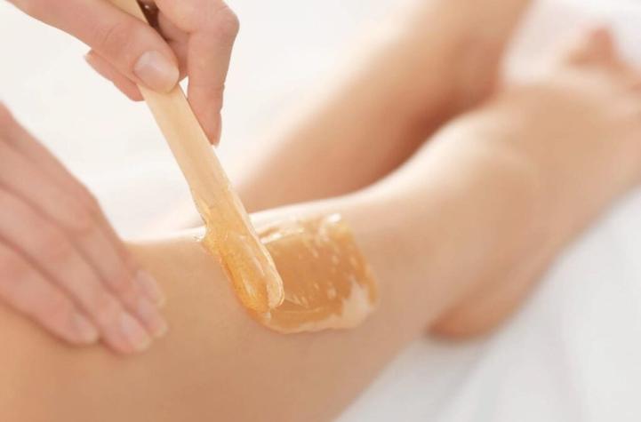 Sugaring: cómo hacer una sencilla cera depilatoria de azúcar