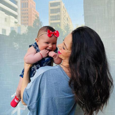 “Un constante aprendizaje”: Yamna Lobos reflexiona sobre ser madre primeriza y la estimulación temprana