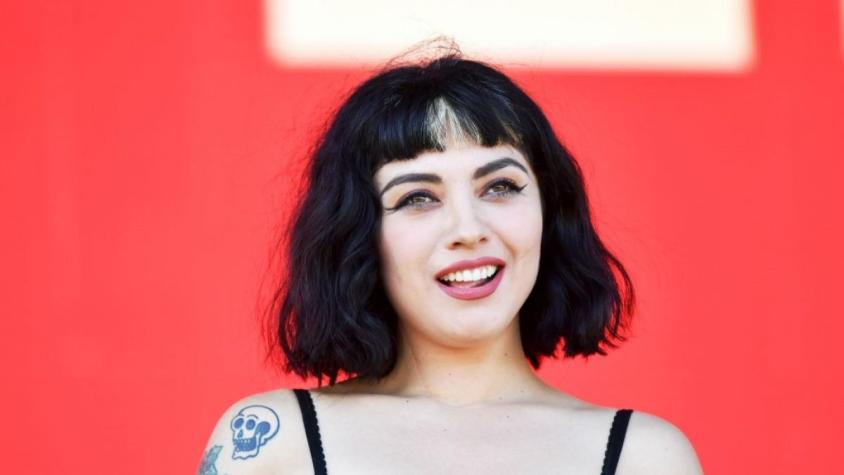 Mon Laferte está en Chile para presentar obra de arte