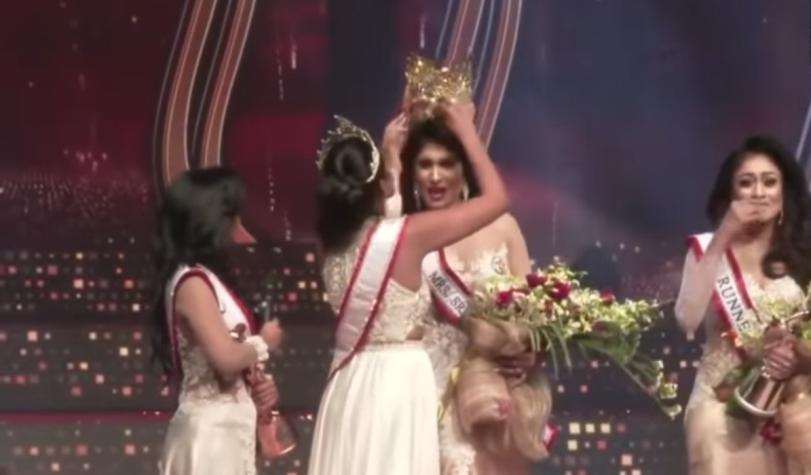 Le arrebataron la corona a Miss Sri Lanka en pleno show: la acusaron de estar divorciada 