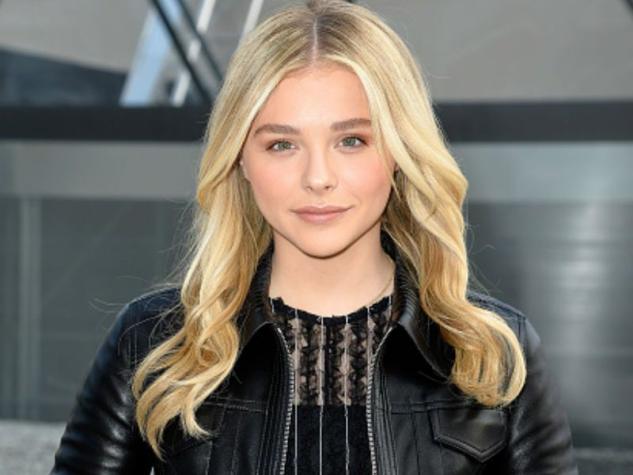 Chloë Grace Moretz habla sobre la dismorfia corporal que sufrió a causa de un meme