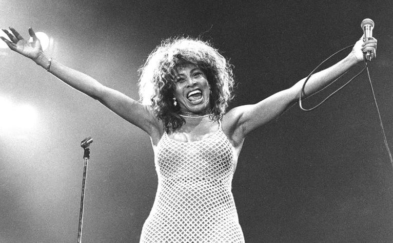 Tina Turner la leyenda musical y la violencia que vivió en el matrimonio: “Usaba mi nariz como saco de boxeo”