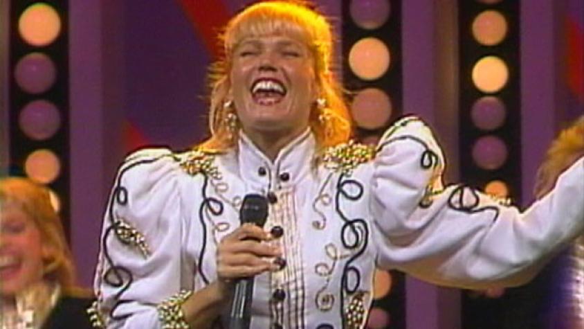 Xuxa y sus paquitas hicieron a bailar a todos con "Ilarié"