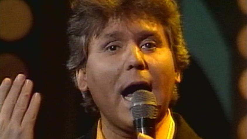 Mira esta inolvidable presentación de "Raphael"