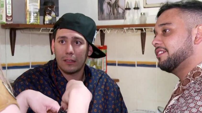 Cangri y Dash se pasearon en bata por la casa de Perla