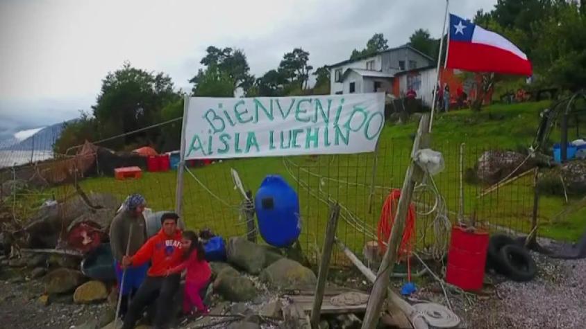 Una tremenda familia esperó a Pancho en Isla Luchín 