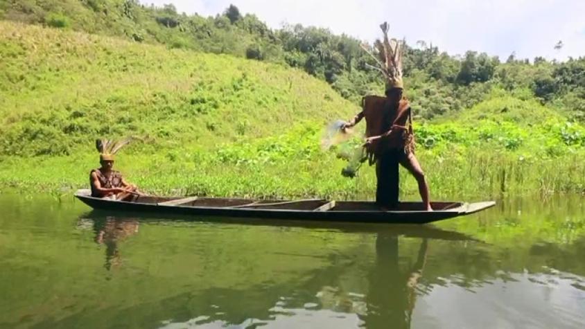 Mira como pescan y cazan en la tribu de los Iban