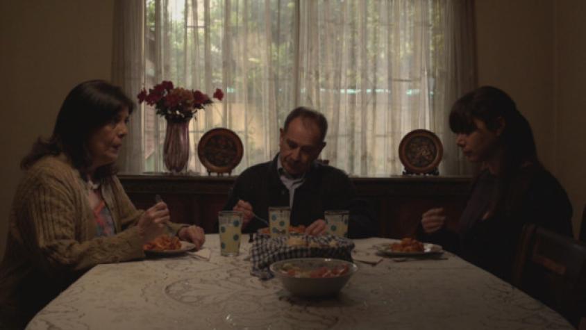 Carol sorprendió a su familia con anuncio de matrimonio