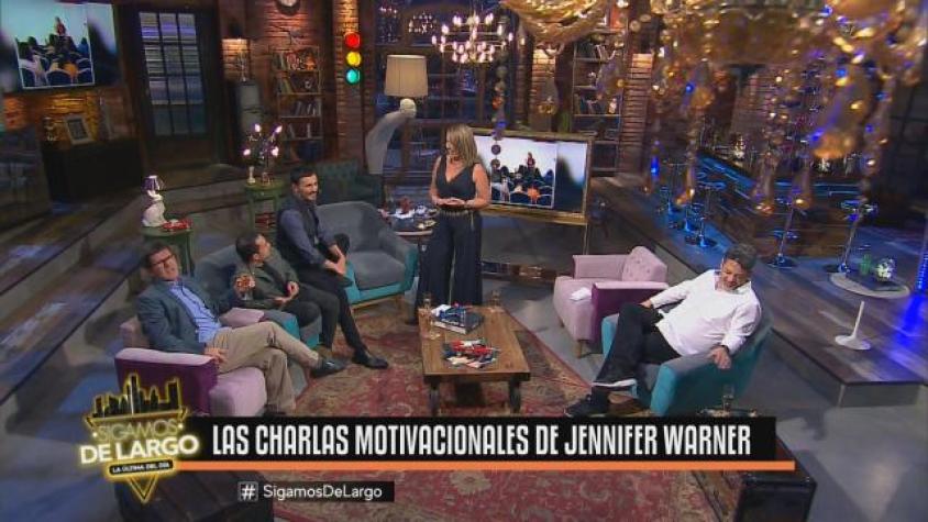 Jennifer dio una charla motivacional a los hombres del programa 