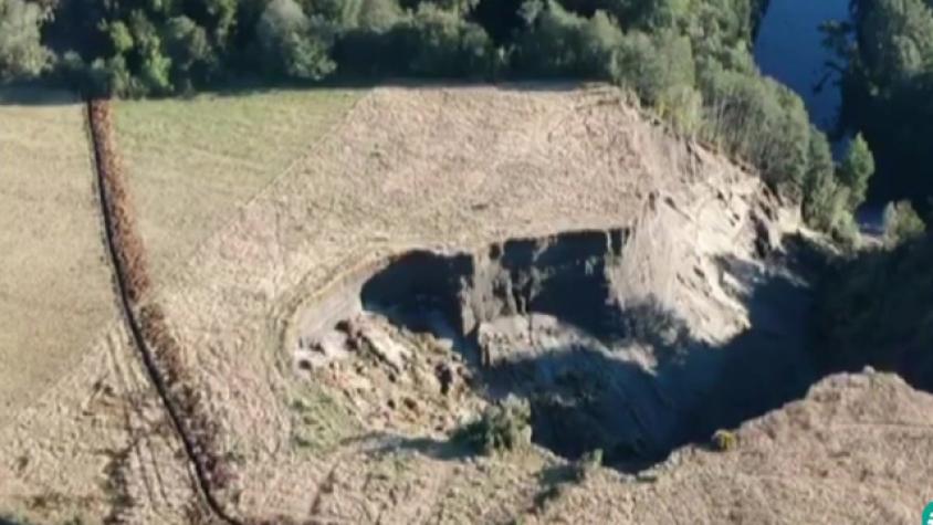 Preocupación en Chiloé por enorme socavón