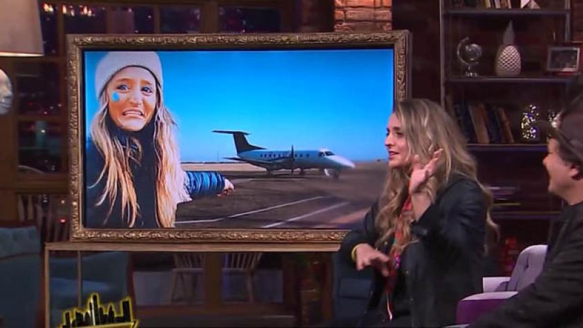 ¡Sol Leyton le teme a los aviones!