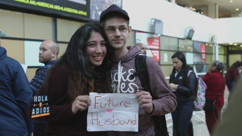 Emily se reunió con su novio suizo para casarse en Chile