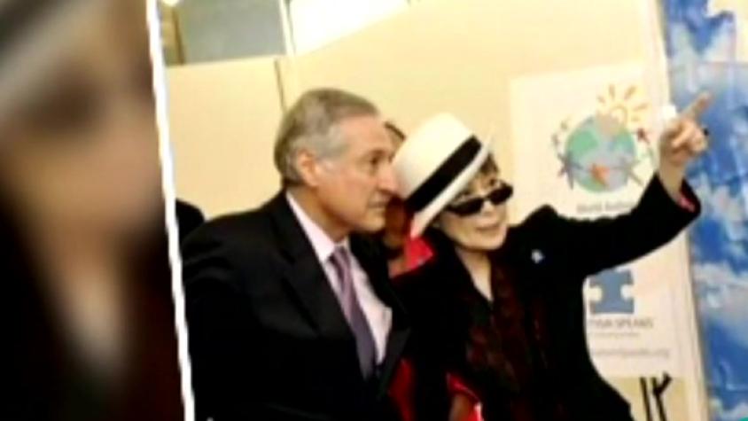 Excanciller Muñoz nos habló de su relación con Yoko Ono