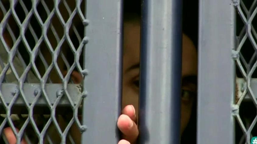 Primeras imágenes de chilenos detenidos de Malasia