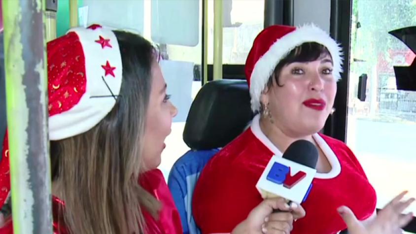 ¡El espíritu navideño se tomó el Transantiago!