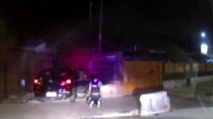 Menores chocaron una casa con auto robado tras persecución 