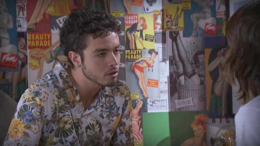 Ignacio se molestó con Dominga por revisar su computador