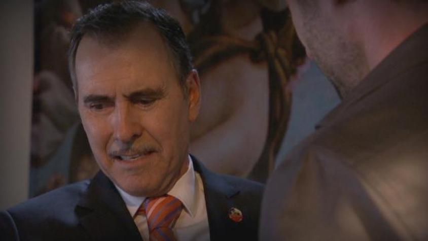 Hernán le prometió a su hijo que abandonará turbio “negocio”