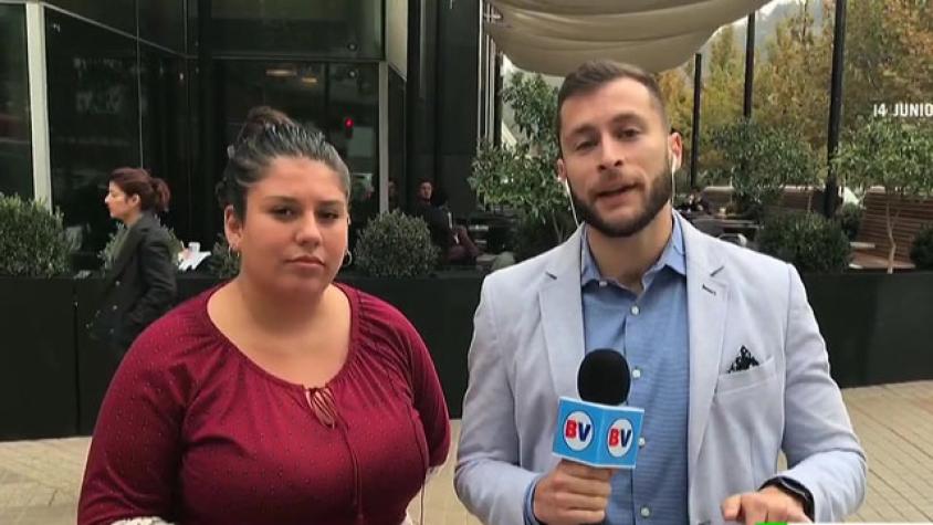 Acusan a mujer de agredir a estudiante en cafetería 