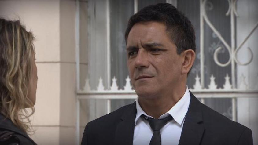 Gabriel incómodo por favor de Carmen