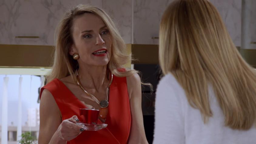 Manena está preocupada por su hija