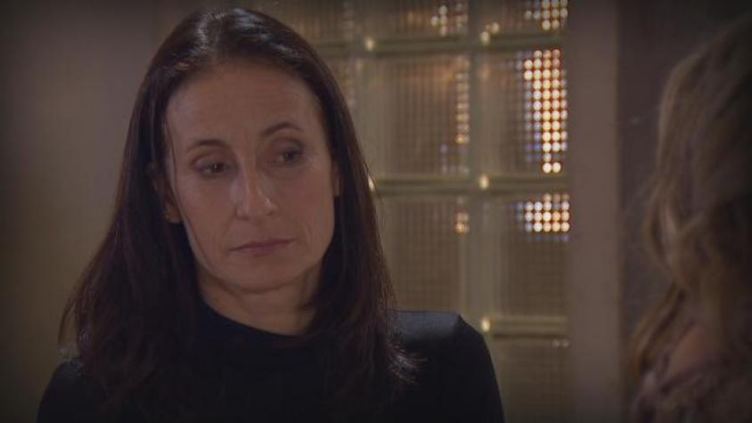 Clara arrepentida por su respuesta a Juan