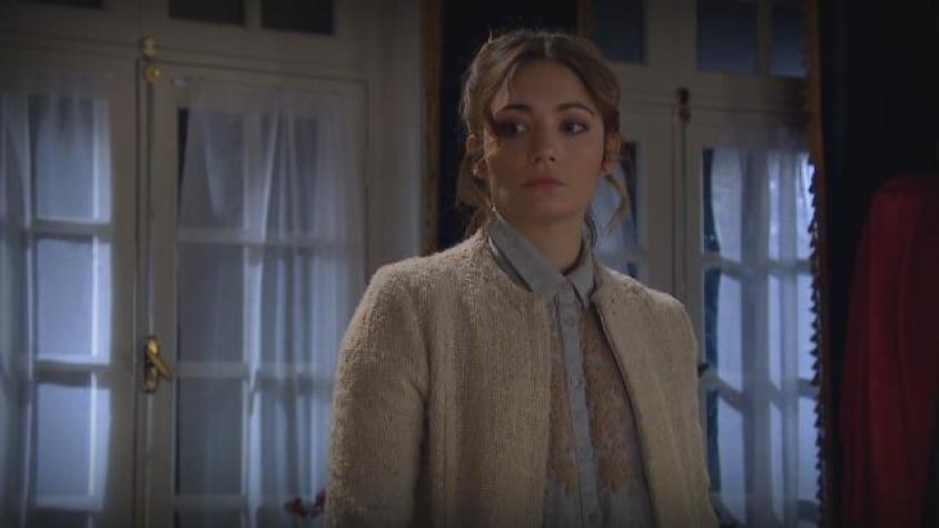 Adela traicionó a Concepción por partida doble