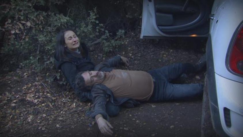 Clara trató de ayudar a Juan tras accidente