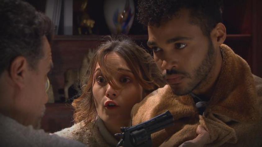 Adela delató a su abuela por amor