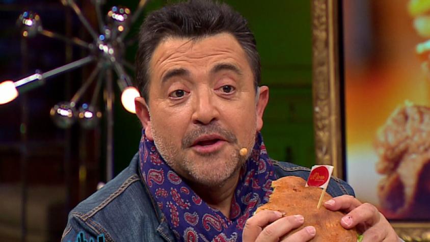 A Leo le encanta el sándwich de lengua