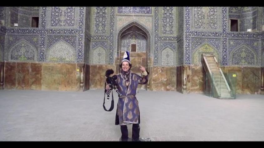 Jorge se conmovió en las mezquitas de Shiraz  