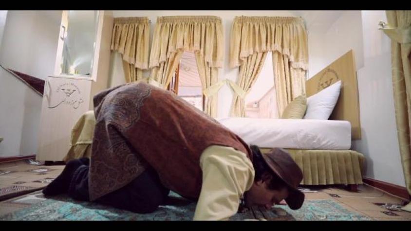 Jorge se tomó un tiempo para rezar en un templo sagrado 