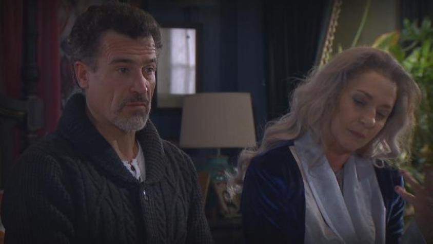 Juan encaró a su madre por querer arruinar su plan