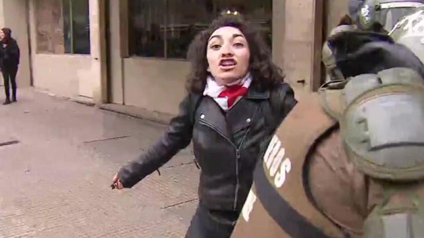 Brutal golpiza sufrió Miguel Acuña y camarógrafo