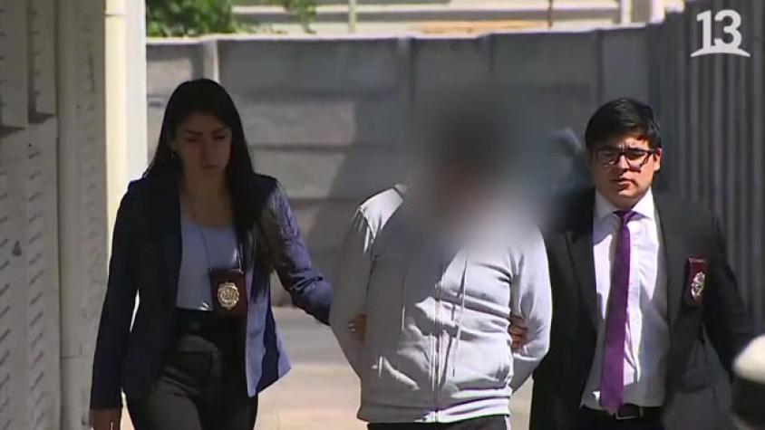 Joven apuñaló brutalmente a su expolola de 17 años