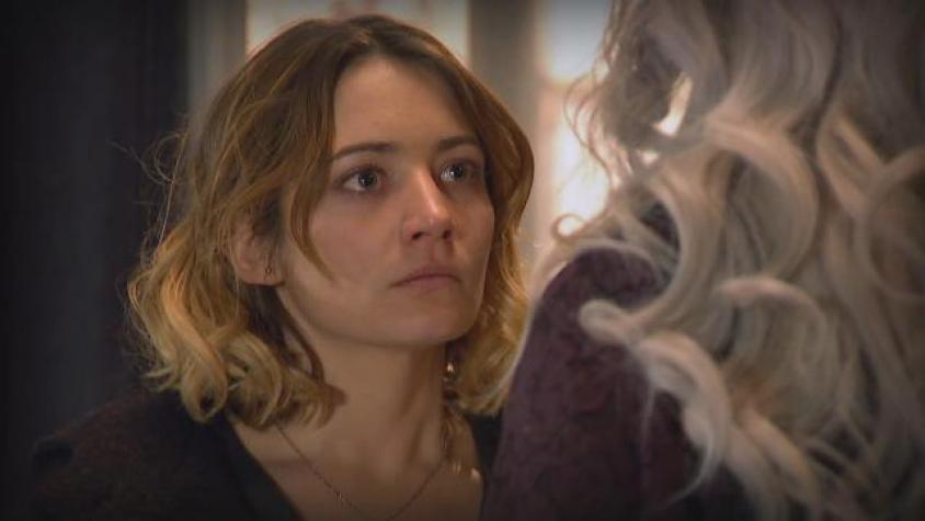 Adela desprecia a su abuela: “Eres un monstruo”